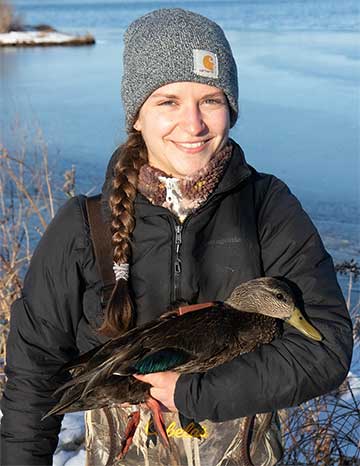 Student Fellowship Feature: Tori Mezebish Quinn, Understanding the threats to sea ducks and diving ducks in New England